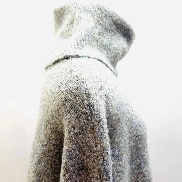 JESSICA SIMPSON Women Long Sleeve Pull-Over Turtle Neck Gray/Blu Sweater Sz XS - Picture 9 of 14